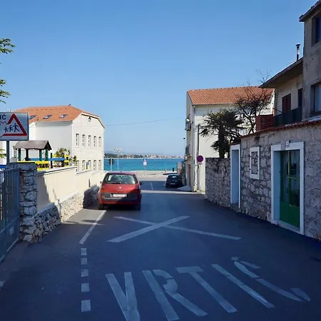 Milka Centar *